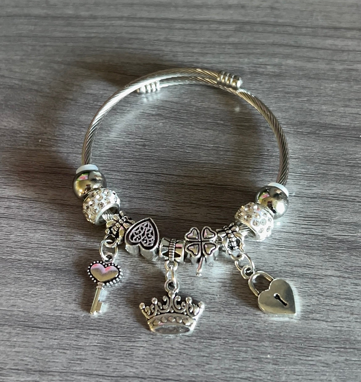 925 Silver Charm Bangle 🚨50% off Black Friday Sale🚨🍂